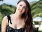 Burcu Özberk'in Derin Sırt Dekolteli Paylaşımı Sosyal Medyada Gündem Yarattı!